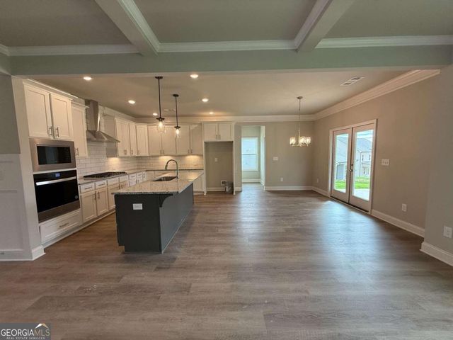 24 HIDDEN FIELDS Way, Hoschton, GA 30548