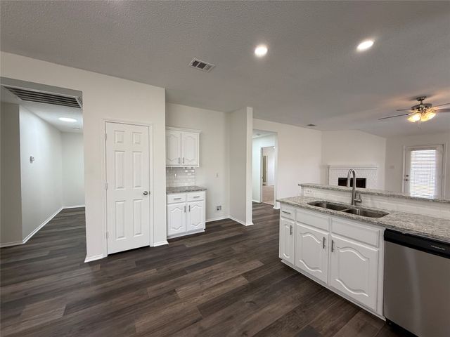 1425 Havenrock Drive, Forney, TX 75126