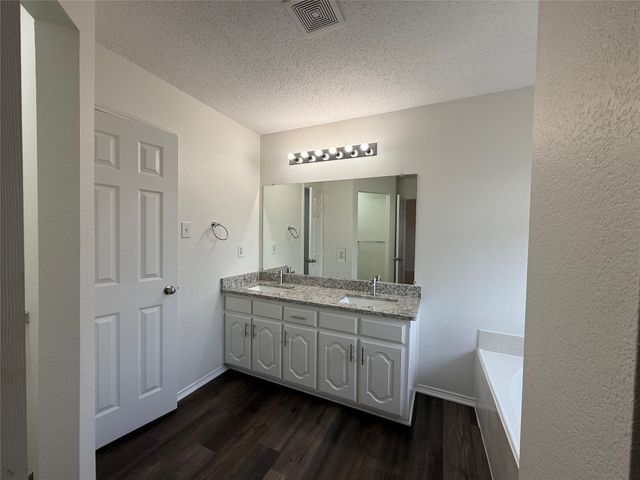 1425 Havenrock Drive, Forney, TX 75126