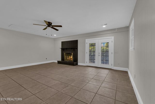 149 Central Circle, Sparta, TN 38583