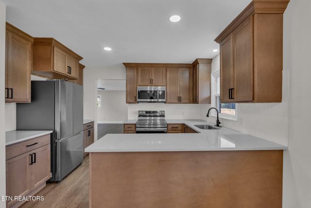 149 Central Circle, Sparta, TN 38583