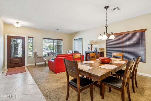 21814 N SUNSET Drive, Maricopa, AZ 85139