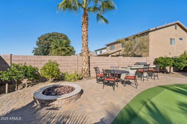 21814 N SUNSET Drive, Maricopa, AZ 85139