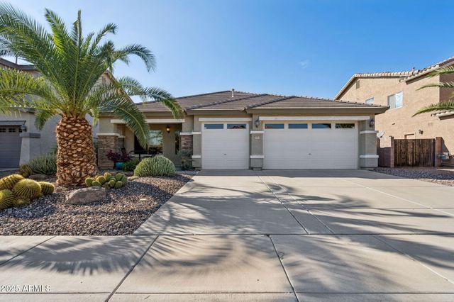 21814 N SUNSET Drive, Maricopa, AZ 85139