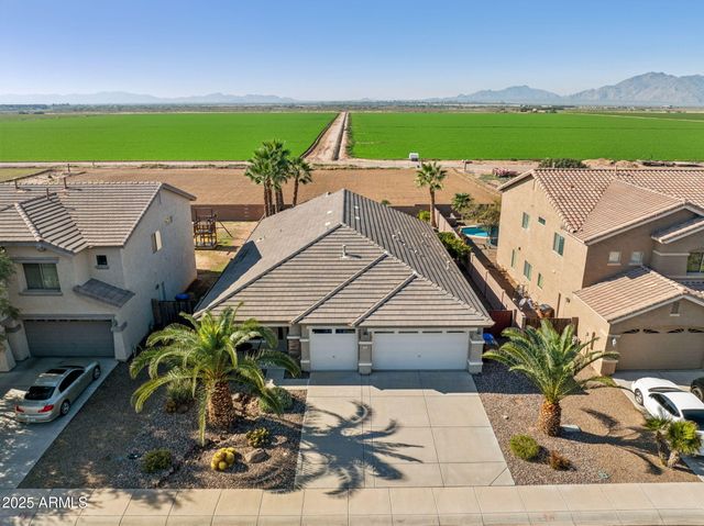 21814 N SUNSET Drive, Maricopa, AZ 85139