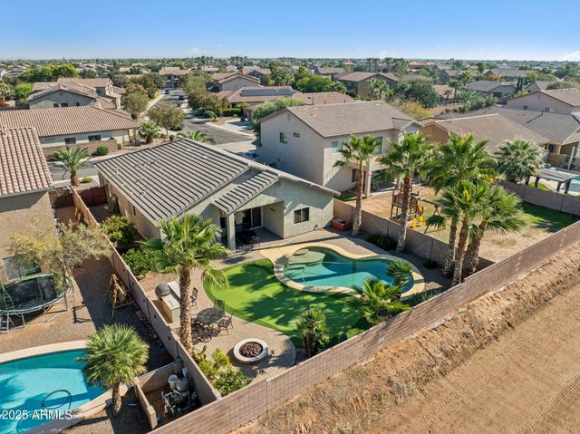 21814 N SUNSET Drive, Maricopa, AZ 85139