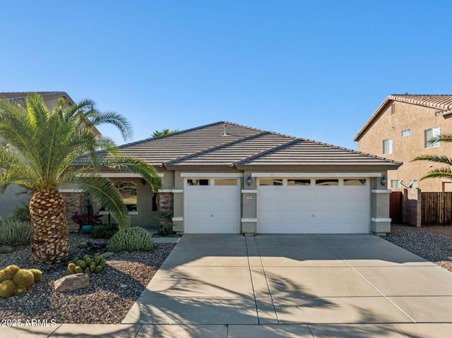 21814 N SUNSET Drive, Maricopa, AZ 85139