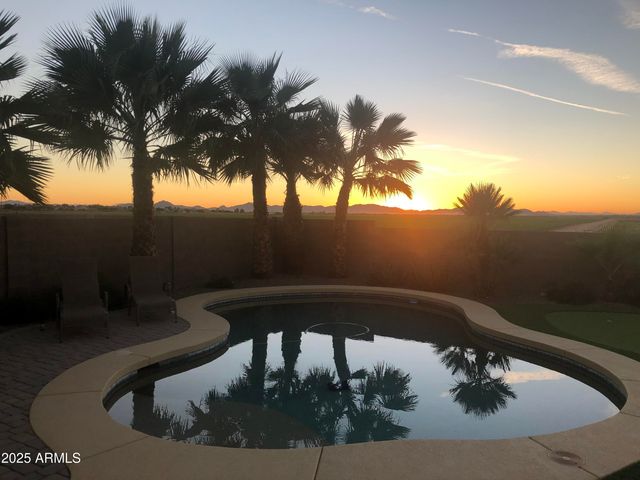 21814 N SUNSET Drive, Maricopa, AZ 85139