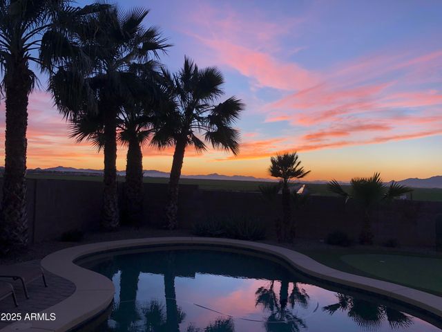 21814 N SUNSET Drive, Maricopa, AZ 85139