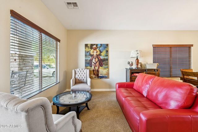 21814 N SUNSET Drive, Maricopa, AZ 85139