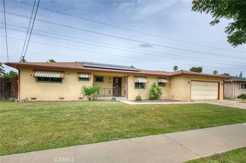 Image 2 of property listing at 638 W Sussex Way, Fresno, CA 93705