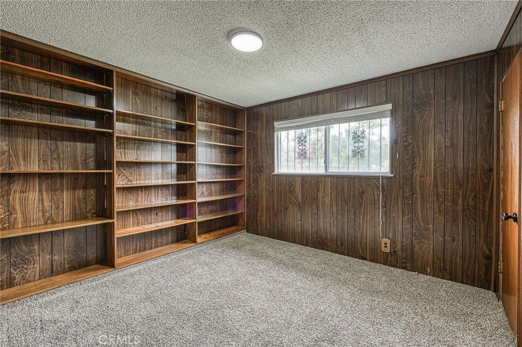 Image 20 of property listing at 638 W Sussex Way, Fresno, CA 93705