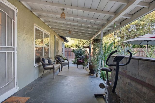 1520 E Marshall St, Turlock, CA 95380