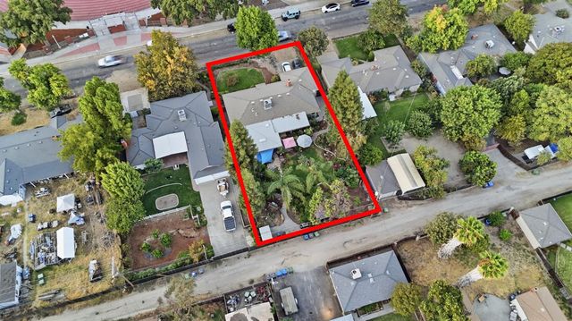 1520 E Marshall St, Turlock, CA 95380