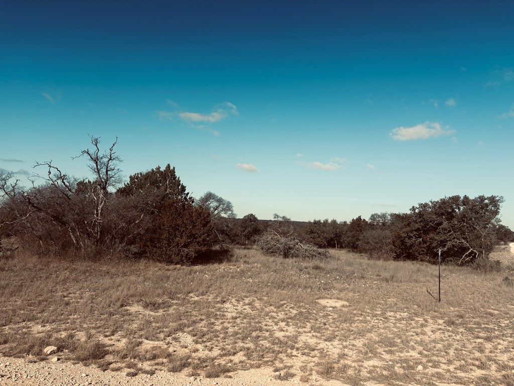 Image 9 of property listing at 320 Turkey Run Rd # 28, Eldorado, TX 76936