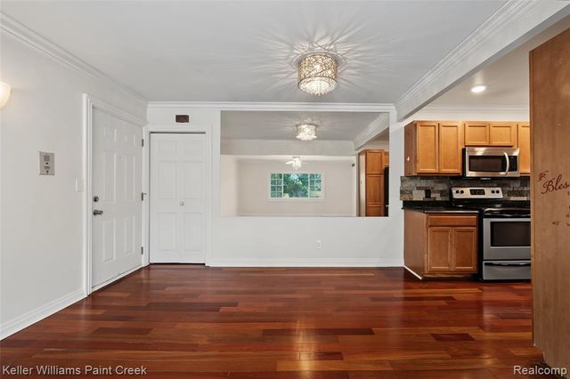 2311 Walton Boulevard 44, Rochester Hills, MI 48309