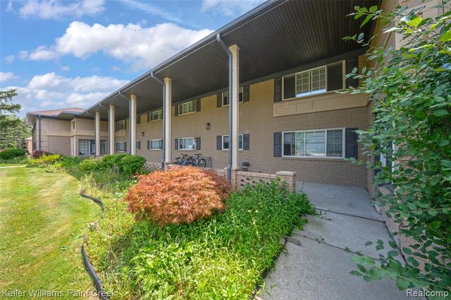 2311 Walton Boulevard 44, Rochester Hills, MI 48309