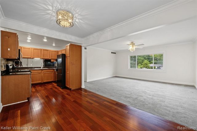 2311 Walton Boulevard 44, Rochester Hills, MI 48309