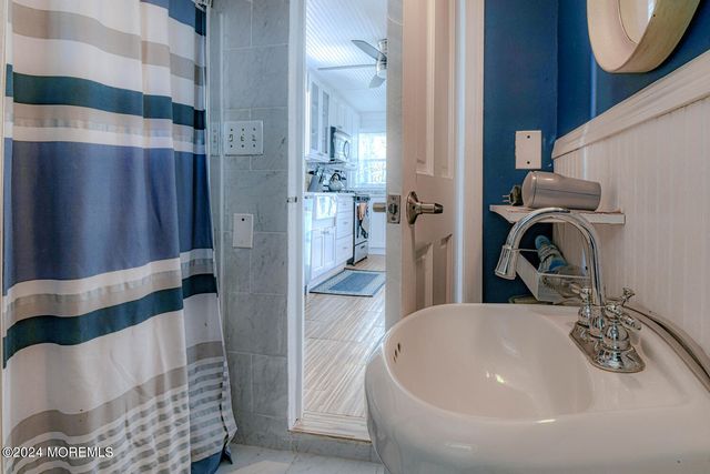 59 Kingsley Place, Ocean Grove, NJ 07756