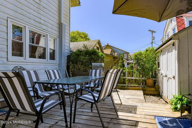 59 Kingsley Place, Ocean Grove, NJ 07756