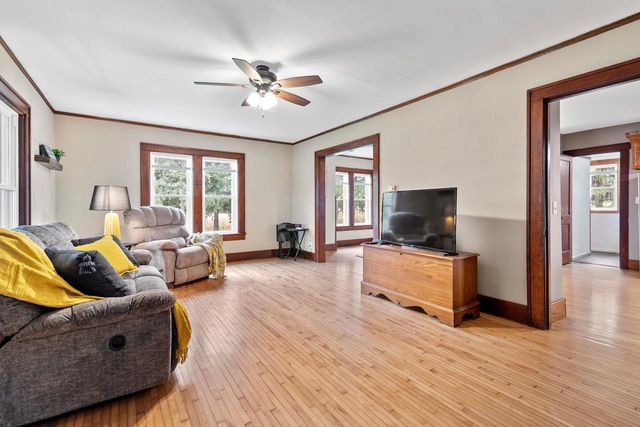 W10062 County Road DE, Beaver Dam, WI 53916