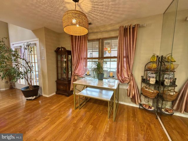 263 TAVISTOCK, Cherry Hill, NJ 08034