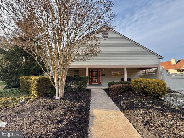 263 TAVISTOCK, Cherry Hill, NJ 08034