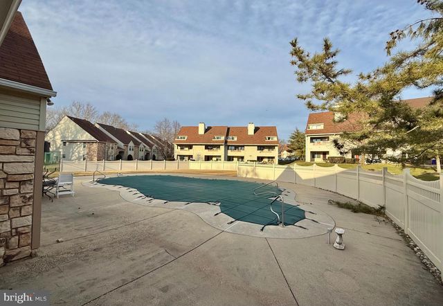 263 TAVISTOCK, Cherry Hill, NJ 08034