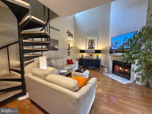 263 TAVISTOCK, Cherry Hill, NJ 08034