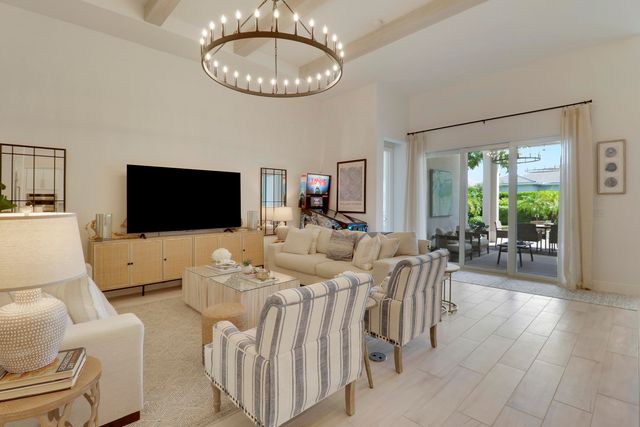 9952 REGENCY Way, Palm Beach Gardens, FL 33412