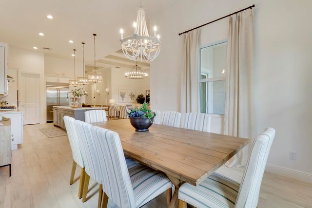 9952 REGENCY Way, Palm Beach Gardens, FL 33412