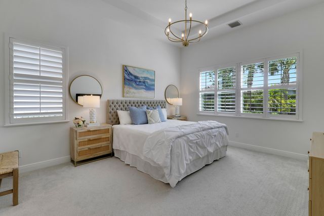 9952 REGENCY Way, Palm Beach Gardens, FL 33412