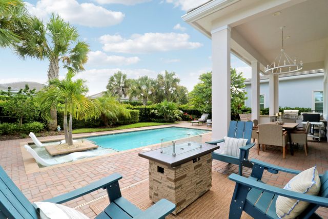 9952 REGENCY Way, Palm Beach Gardens, FL 33412