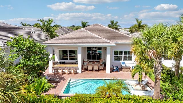 9952 REGENCY Way, Palm Beach Gardens, FL 33412