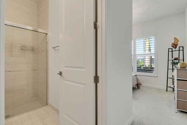 9952 REGENCY Way, Palm Beach Gardens, FL 33412