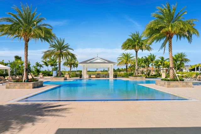 9952 REGENCY Way, Palm Beach Gardens, FL 33412