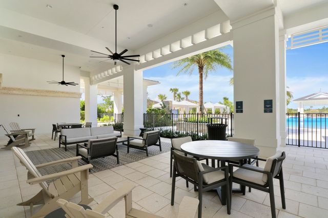 9952 REGENCY Way, Palm Beach Gardens, FL 33412