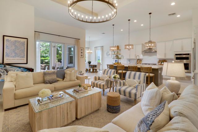 9952 REGENCY Way, Palm Beach Gardens, FL 33412
