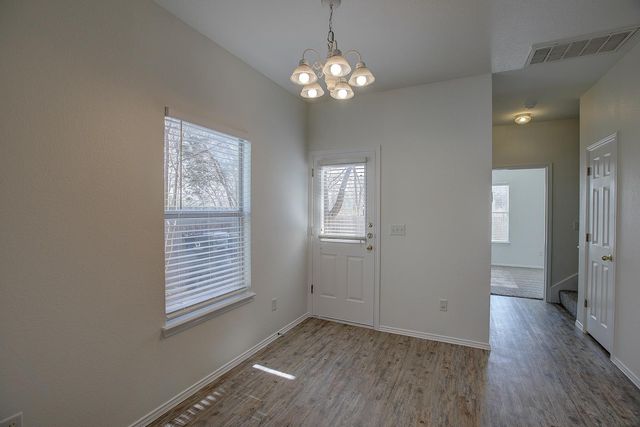 1102 E 3rd ST, Georgetown, TX 78626