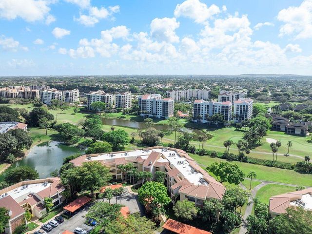 7508 La Paz Boulevard 304, Boca Raton, FL 33433