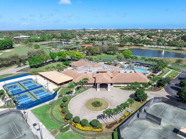 7508 La Paz Boulevard 304, Boca Raton, FL 33433