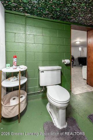 2115 W Hillsdale Street, Lansing, MI 48915