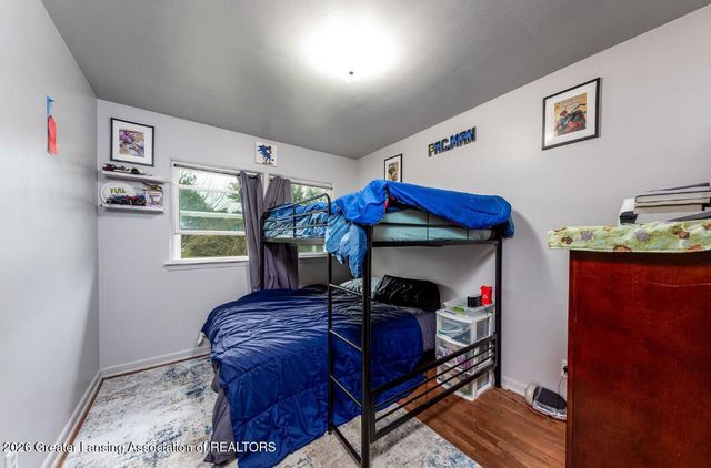 2115 W Hillsdale Street, Lansing, MI 48915