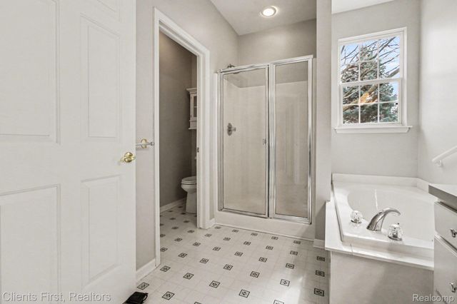 57677 Dakota Drive, Lyon Charter Township, MI 48165