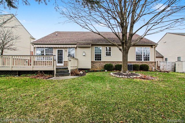 57677 Dakota Drive, Lyon Charter Township, MI 48165