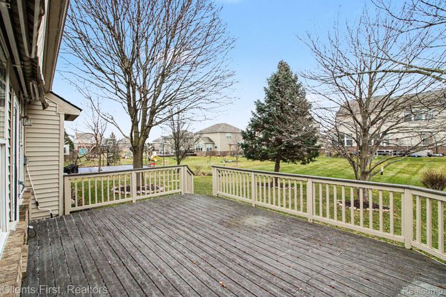 57677 Dakota Drive, Lyon Charter Township, MI 48165