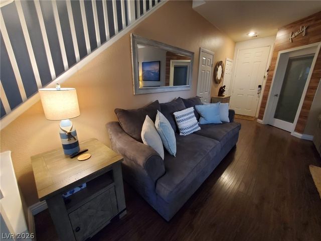 8656 Big Sagebrush Avenue, Las Vegas, NV 89117