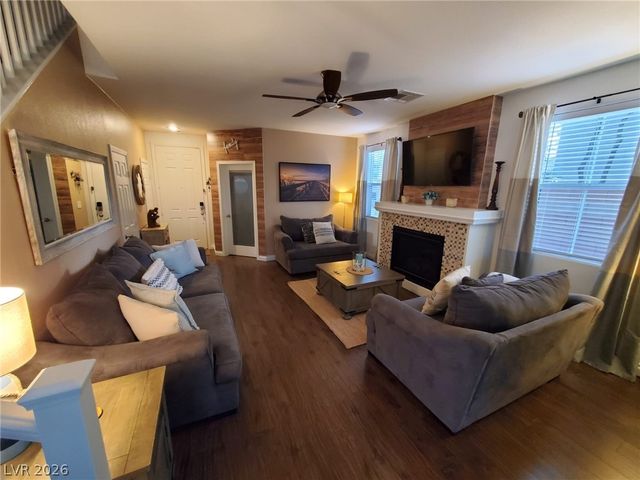 8656 Big Sagebrush Avenue, Las Vegas, NV 89117