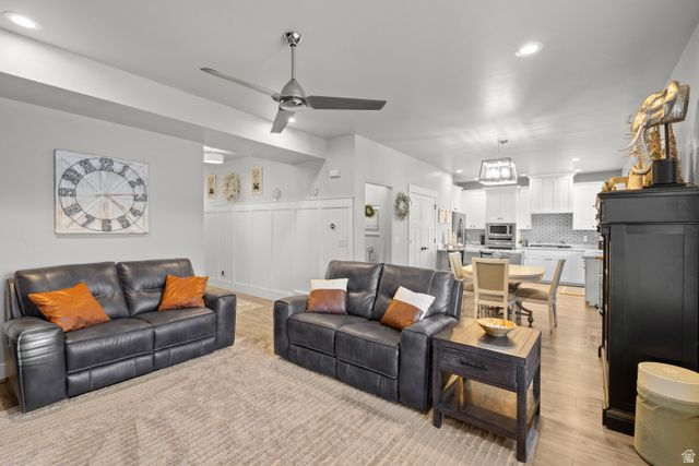 1379 E PETUNIA CT, Layton, UT 84040