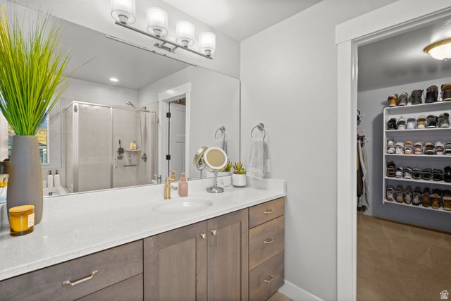 1379 E PETUNIA CT, Layton, UT 84040